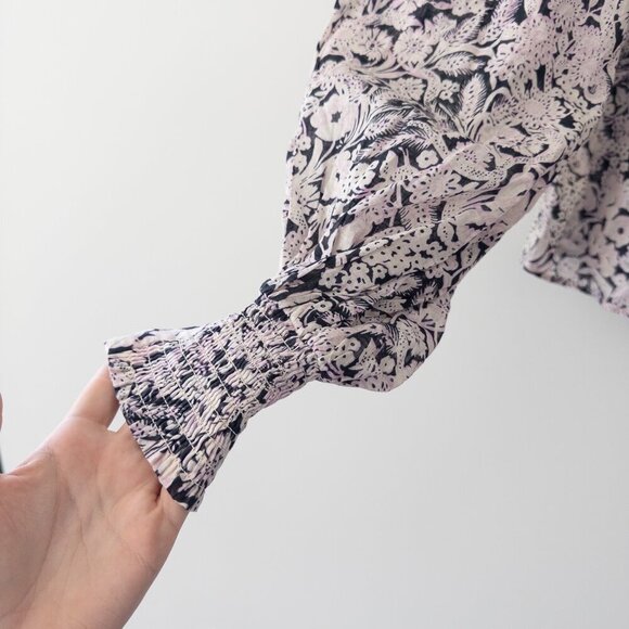 Anthropologie Button Front Peasant Blouse Floral Puff Sleeve V-Neck, XS - Picture 6 of 9